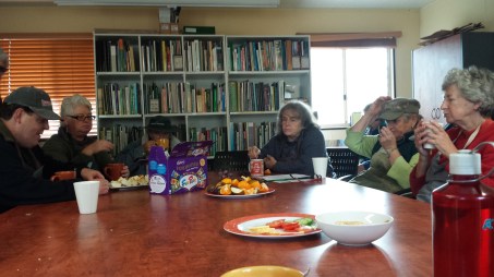 Wonderful Australian hospitality. Enjoying a morning tea break with other volunteers.